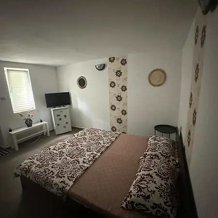 De Inchiriat David * Corbu (Constanta)